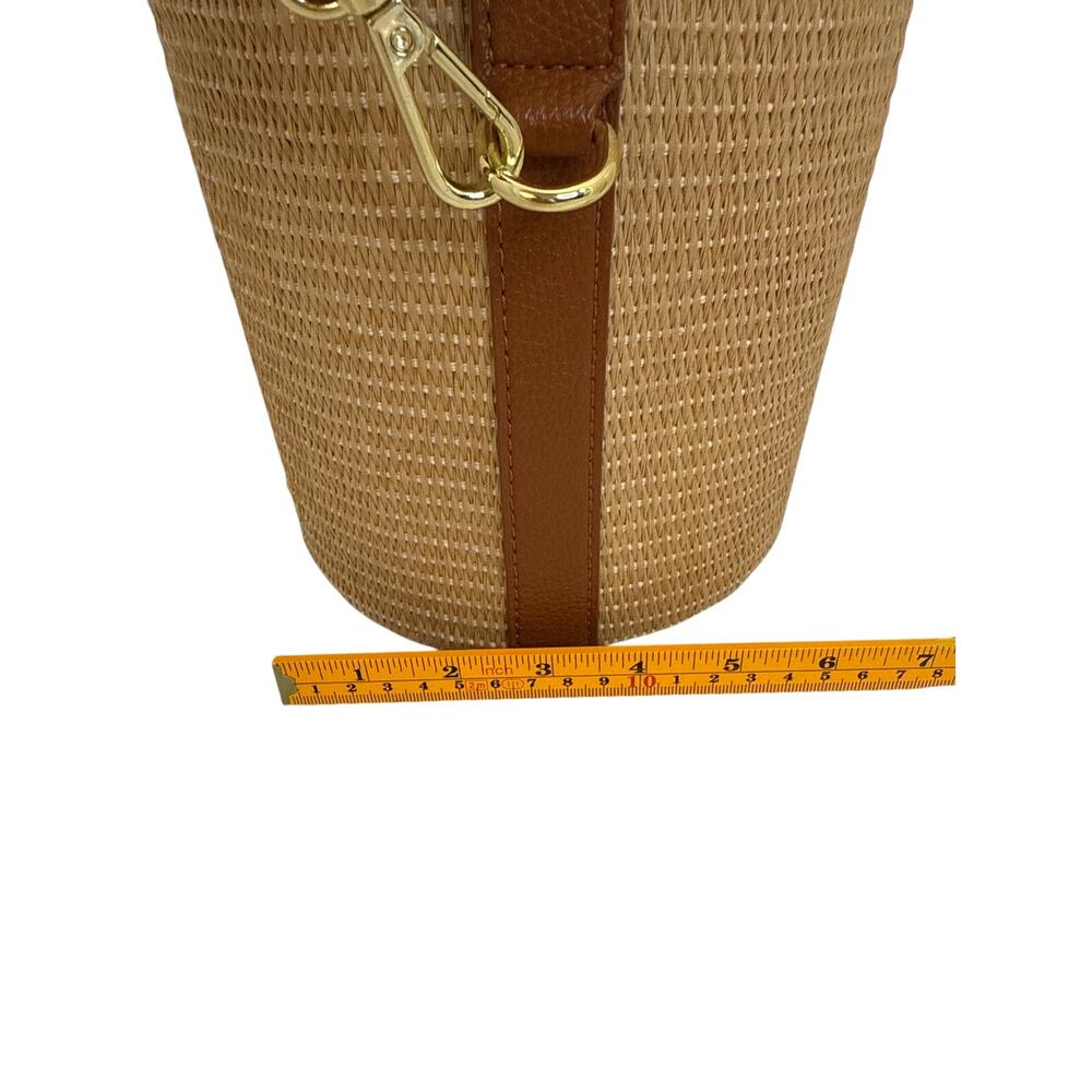 Katie Loxton Gigi Straw Woven Bucket Bag Bamboo Handle Brown Crossbody NWOT - Picture 8 of 9